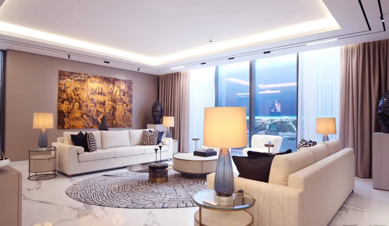 Mask Group 15286.jpg