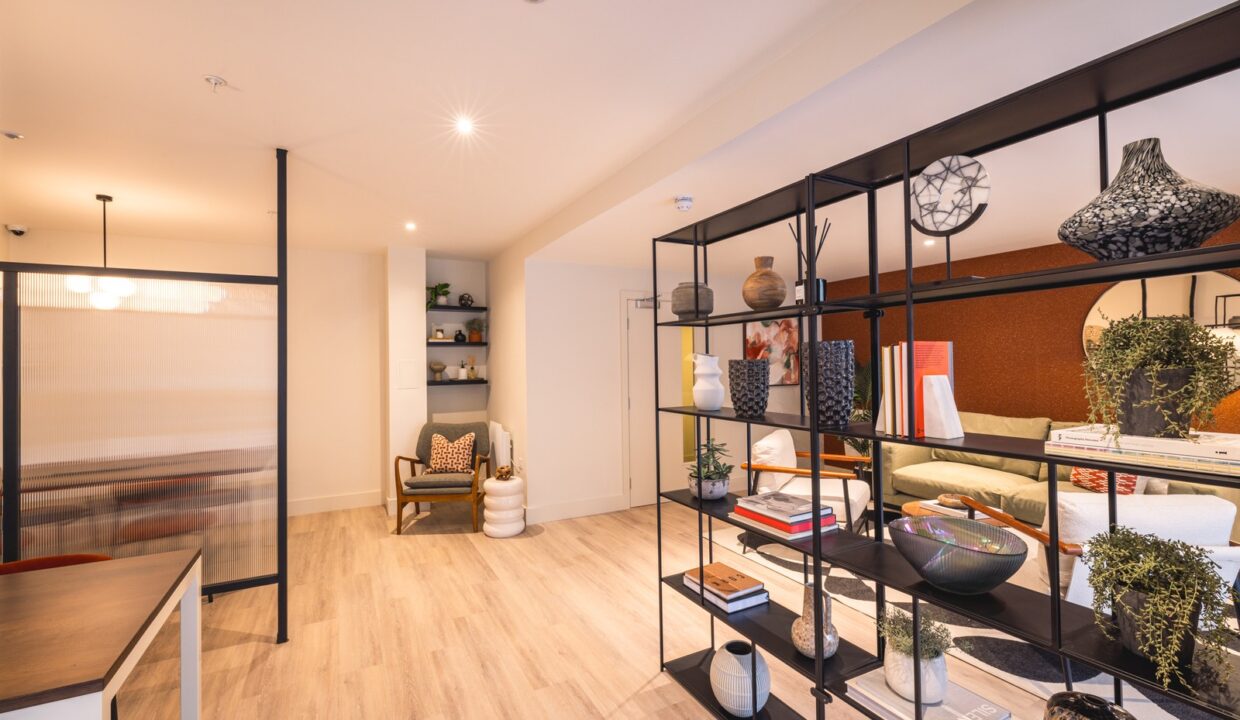 vb2350056_1H3A7496_1600x1067